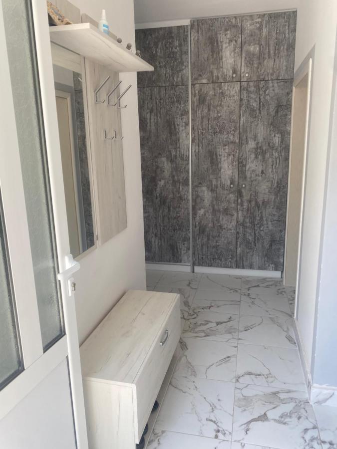 Apartman Lara Sveti Stefan Ngoại thất bức ảnh